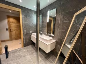 Appartement avec parking et animaux admis - 4 pers. - FR-1-453-332