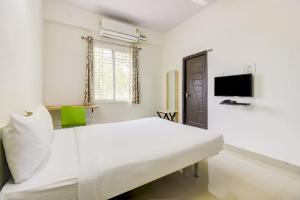 OYO 77966 F5 Hospitality