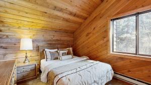 Adventurous McCall Cabin Near Payette Lake
