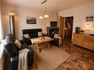 Risel-Ferienhaus-im-Huus-Godewind-mit-Sauna-und-Kamin