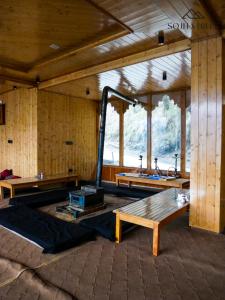Sojha Hills Hotel & Restaurant