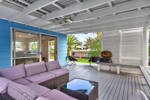 Coastal Whanau - Ruakaka Holiday Home