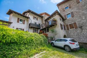 Casa Gio near the Waterfall Varone - Happy Rentals