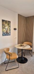Dinary Deluxe Apartments