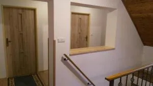 Podřipská Farma - Hošťka