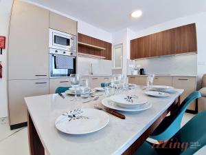 2BR Penthouse with Rooftop Terrace in Mellieha