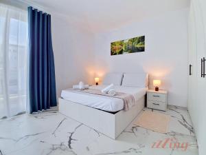 2BR Penthouse with Rooftop Terrace in Mellieha