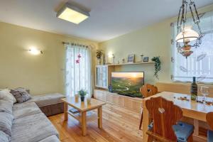 Alpine Chalet Planica with Sauna - Happy Rentals