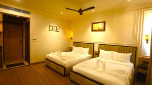 VSeven Hotels