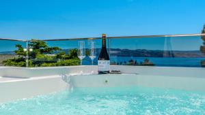 Villa Figs beachfront Apartman 2 By Villas Guide