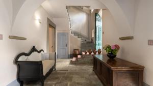 VILLA LA RASSINATA 8, Emma Villas