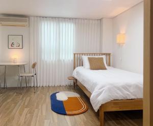 5 min to Seoul station, 1Beds, 1Baths - Stay85