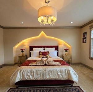 Empress Hotel & Stays