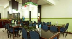 OYO 381 Hotel Pashupati Plaza