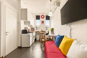Mondrians Studio Flat in Milan - Cadore V Giornate - Metro M4 Dateo