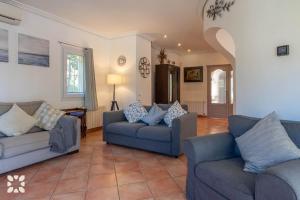 Villa Green Grass by Abahana Villas