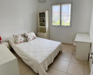 NEW ! VILLA with Parking Collective Pools Garden and AC - BENAKEY