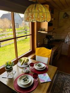 Goldingen Stone Retreat - Hot Tub and Nature