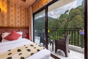 A Mountains Suffer Hotel Kasauli Near Kasauli Hills Resort by Splendid Retreat Hotels - Family Groups - Balcony - Parking - Mountain View - River View - Forest Treks - Vacation - Memories