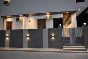 Cresta Luxury Home