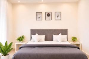 Cresta Luxury Home