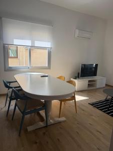 Cozy Corner 2 bedroom apartment in Limassol