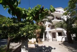 Maria Parameriti Apartments - Póros