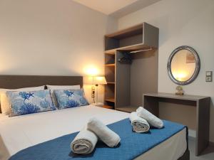 Beachfront Kalas Suites & Apartments