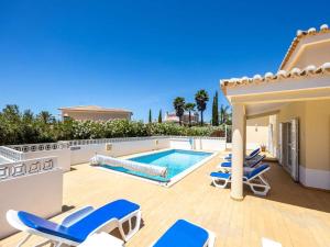 Spacious Carvoeiro Villa Casa Jemb 3 Bedrooms Great Pool Area