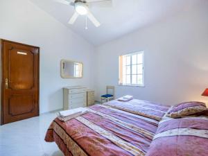 Spacious Carvoeiro Villa Casa Jemb 3 Bedrooms Great Pool Area
