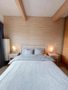 Cozy Seaside Stay with Sauna