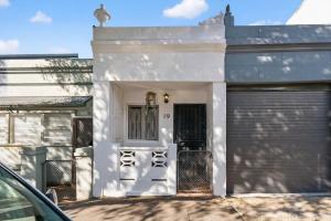 Peaceful Enmore Boutique Townhouse Walk to Newtown