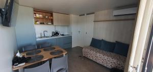Arni Mobil Home