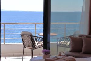 Anel Rooms