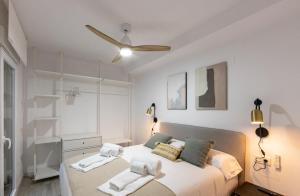 LM APARTAMENTOS AGUACATE Beach 2
