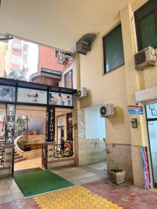 Tirana Centre Lions Gate 13