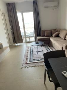 Zaharia Residence