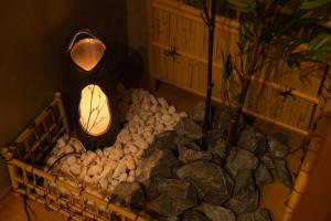 Spacious Entire Home for Groups, 16 Guests, 4 Bedrooms, Osaka Shinsekai Area