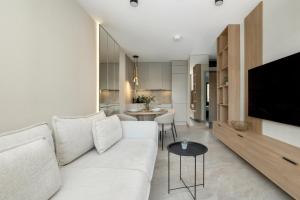 Ustronie Leśne Superior D341 Apartment by BookingHost