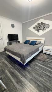 Lake & Park 3-Room Apartment