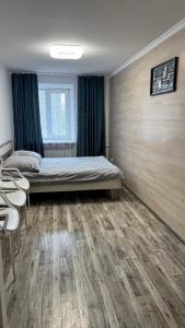 Lake & Park 3-Room Apartment