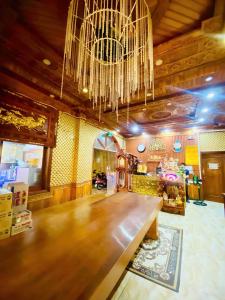 Khách Sạn Ngọc Quí