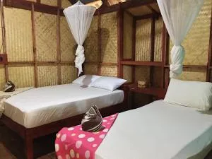 Hutyee Boat Bungalow - Phra Ae beach