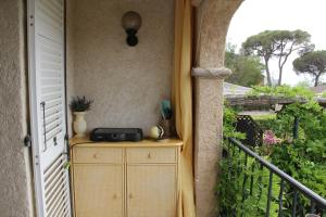Duplex vue mer golf Saint-Tropez 300m plage à pied