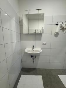 Modern & ground-level apartment