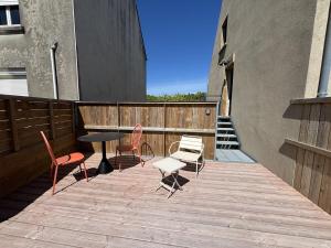 Appartement rénové centre Crozon terrasse jardin