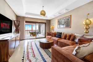 Résidence Eldorado - Chic Designer Gem - Swimming Pool - Gardens - Parking