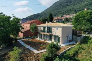 Redon Marias House 2