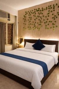 Calm 1BHK VIP Road with Self Check-In, Garden & Pool