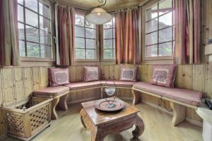 Sunny duplex, great mountain view